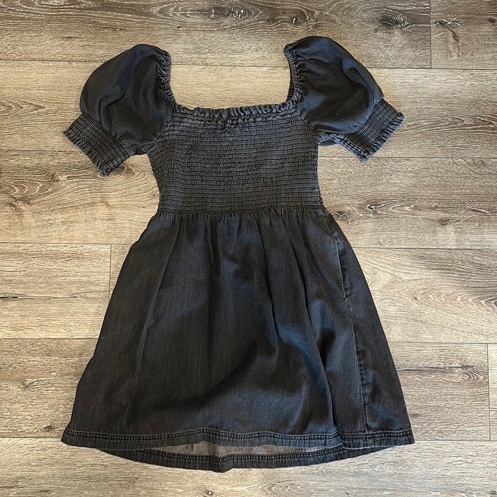 American Eagle Outfitters black denim short sleeve dress size medium